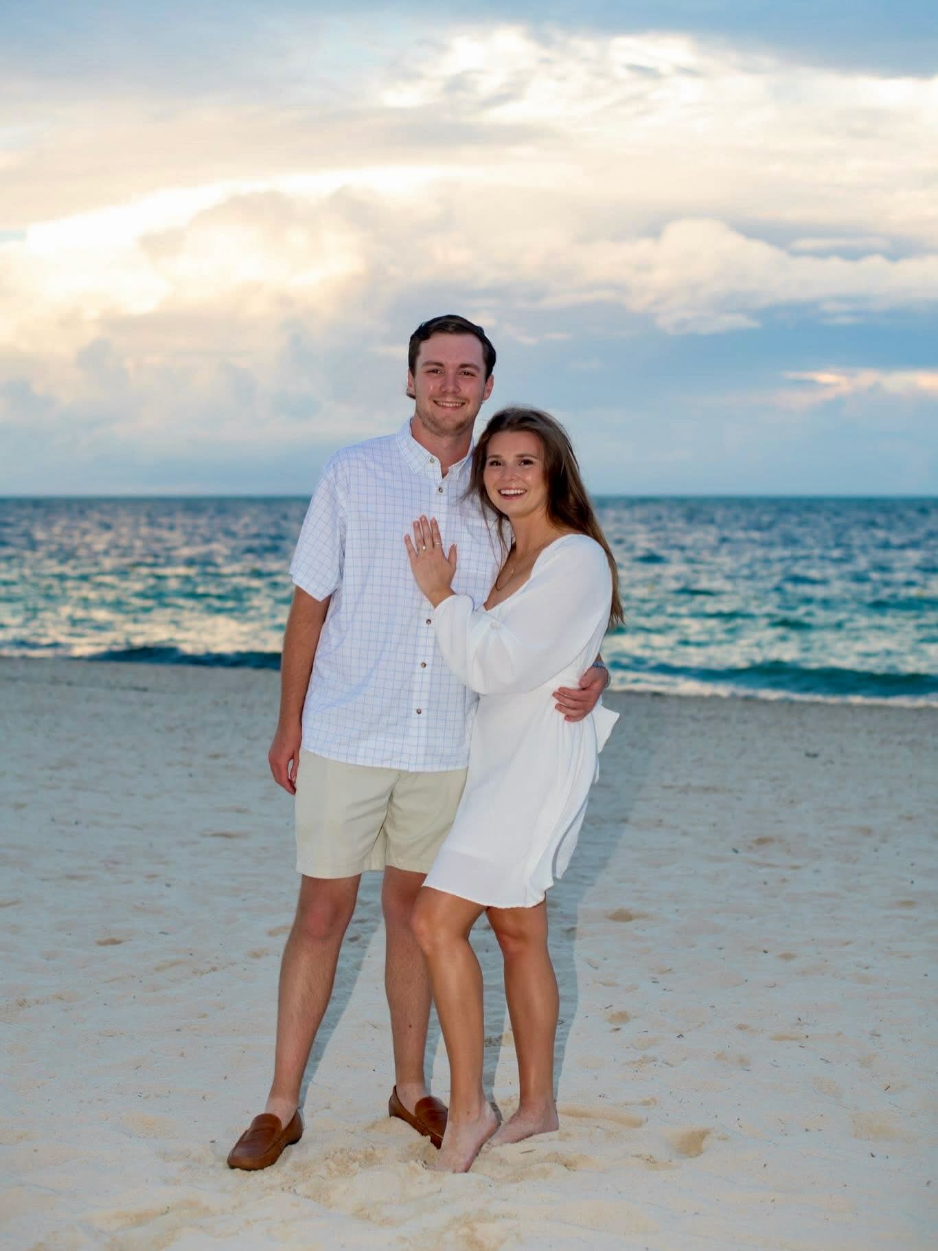 The ocean, the sunset, and a love story sealed with a Privosa ring. — Privosa couple