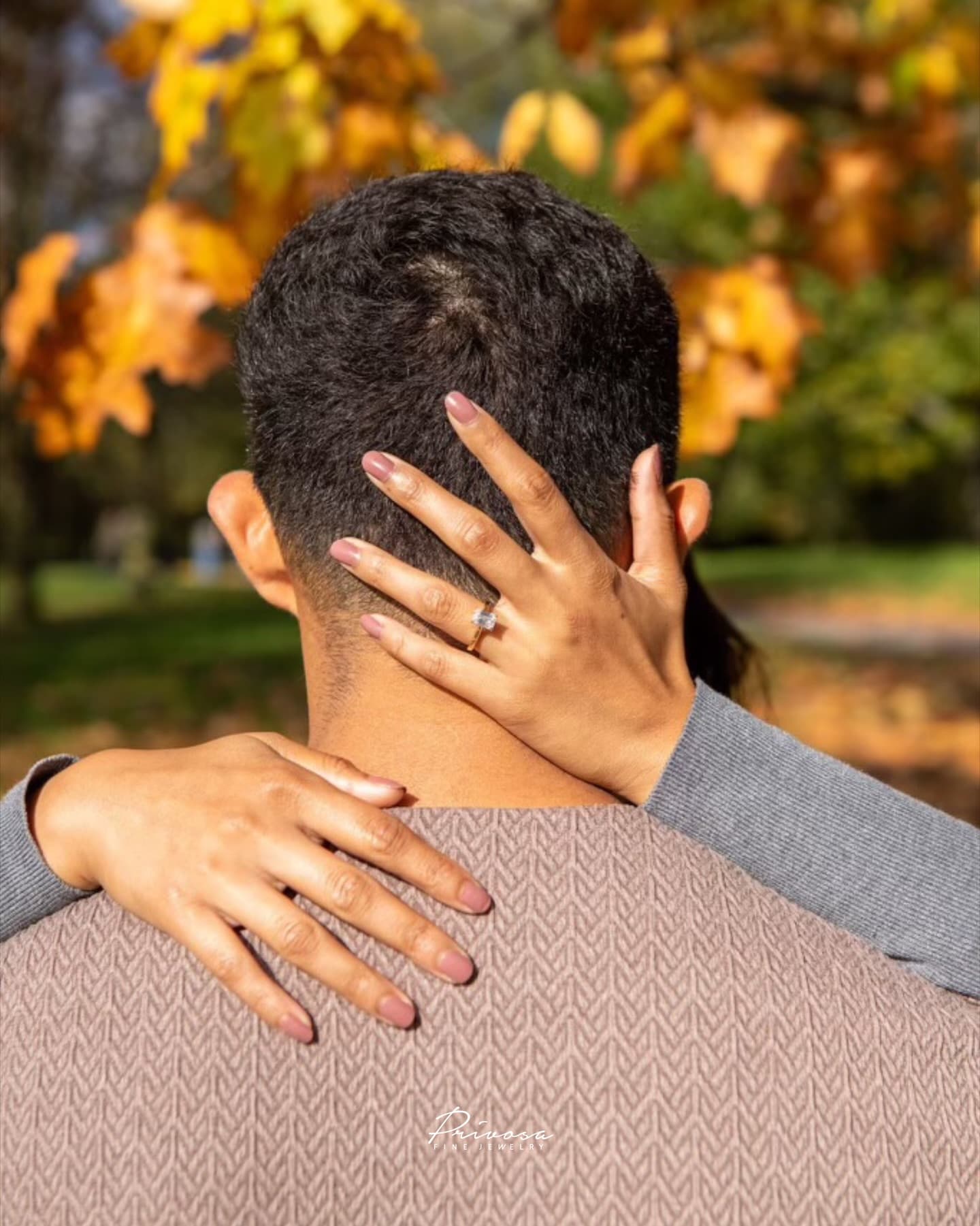 On a golden autumn day, surrounded by leaves that had no choice but to fall he… — Privosa couple