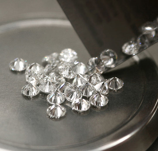 Diamonds Explained: What is a Carat?
