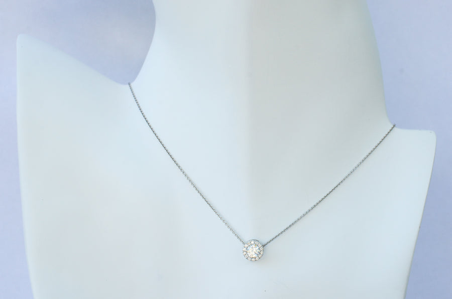 Ora - Diamond Halo Pendant
