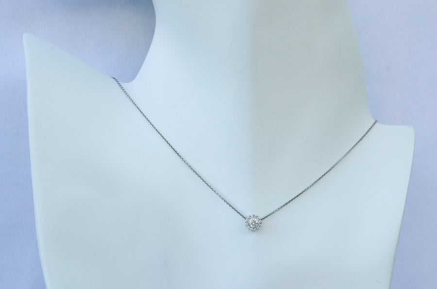 Ora - Diamond Halo Pendant